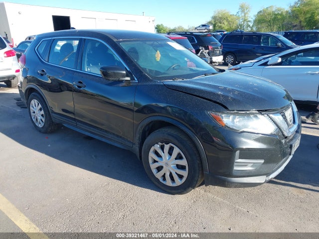 Nissan ROGUE S 2017 JN8AT2MT7HW403983 Image 1