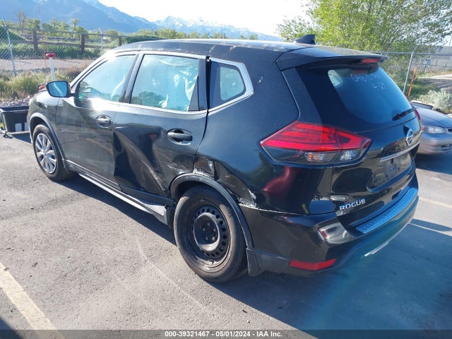 Nissan ROGUE S 2017 JN8AT2MT7HW403983 Image 3