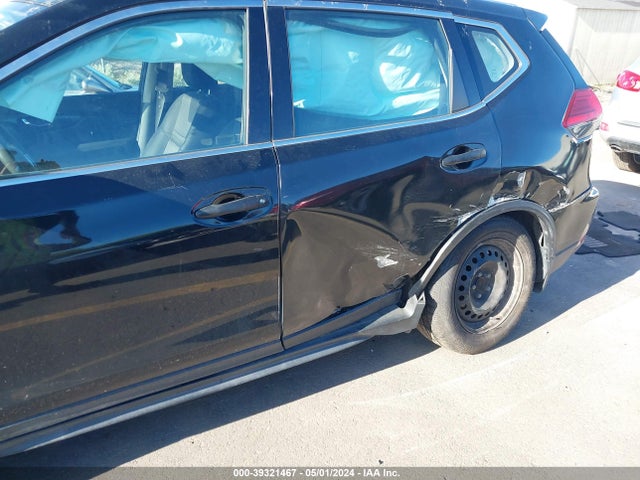 Nissan ROGUE S 2017 JN8AT2MT7HW403983 Image 6