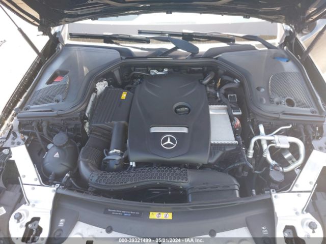 WDDZF4JB6JA395817 Mercedes-Benz E 300