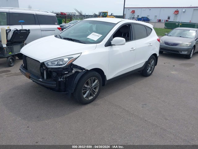 Hyundai TUCSON GLS 2015 KM8JTCAFXFU033360 Image 2