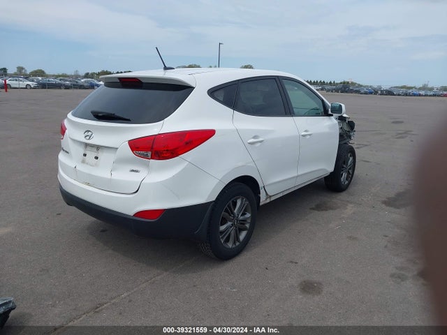 Hyundai TUCSON GLS 2015 KM8JTCAFXFU033360 Image 4