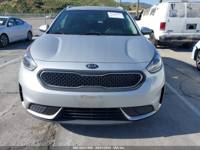 KNDCB3LC8K5339397 KIA NIRO LX