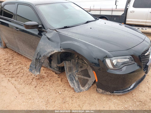 2C3CCAAG9KH755740 Chrysler 300 Touring