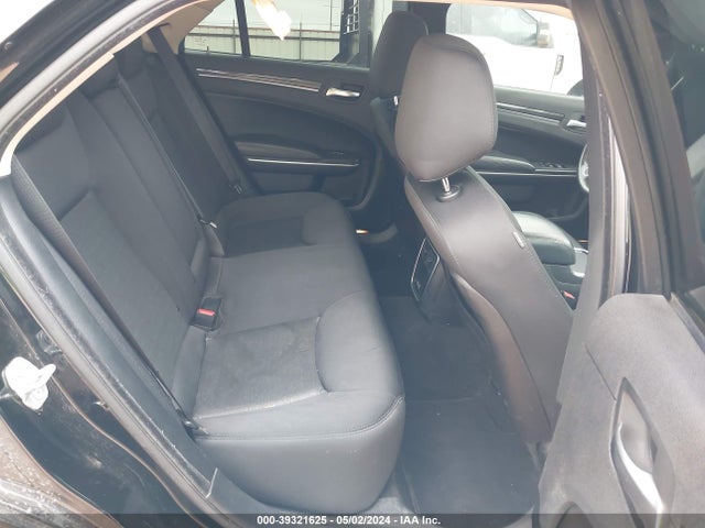 2C3CCAAG9KH755740 Chrysler 300 Touring