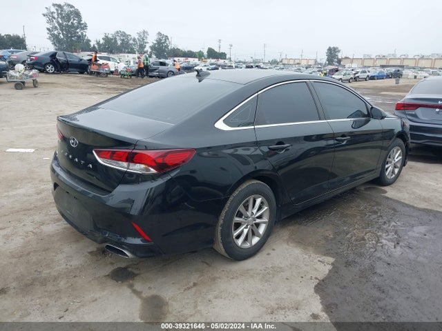 Hyundai SONATA SE 2018 5NPE24AF7JH675813 Image 4