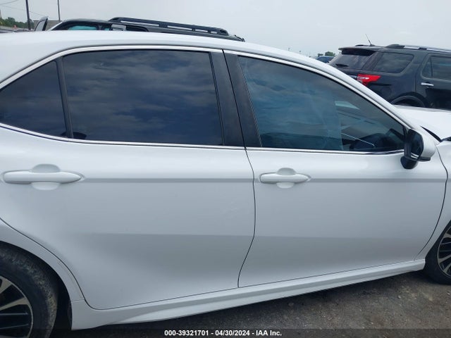 Toyota CAMRY SE 2018 4T1B11HK5JU016783 Image 13