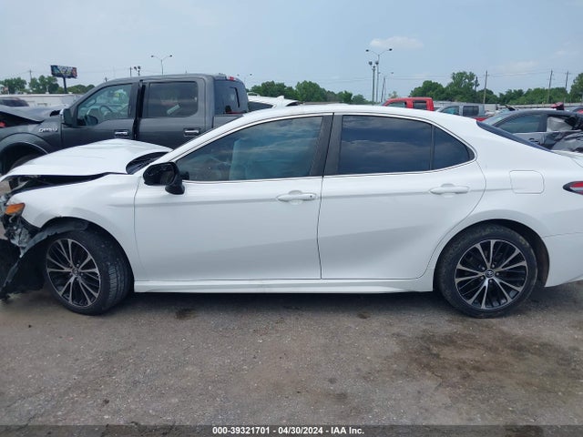 Toyota CAMRY SE 2018 4T1B11HK5JU016783 Image 14