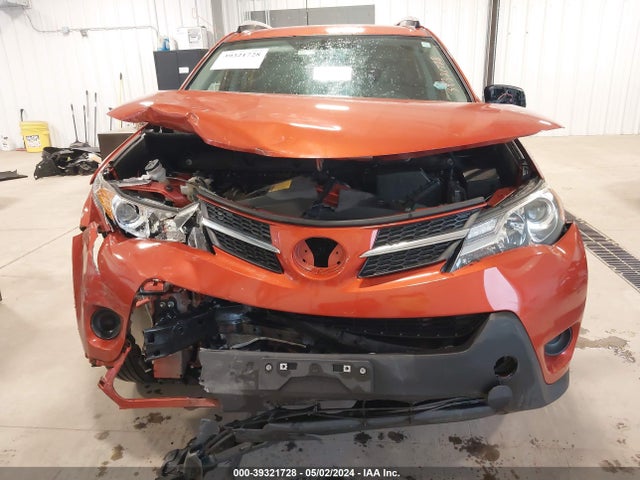 Toyota RAV4 LE 2015 JTMBFREV4FJ024496 Image 12