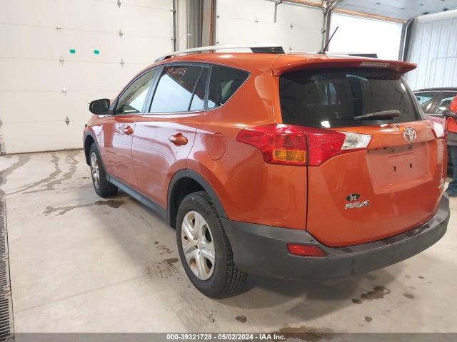 Toyota RAV4 LE 2015 JTMBFREV4FJ024496 Image 3