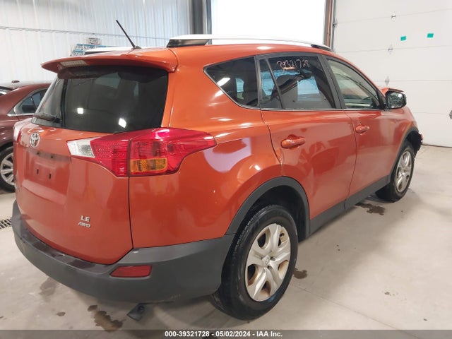 Toyota RAV4 LE 2015 JTMBFREV4FJ024496 Image 4