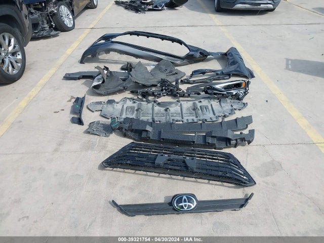 Toyota Grand Highlander Limited 2024 5TDAAAA53RS001946 Image 12