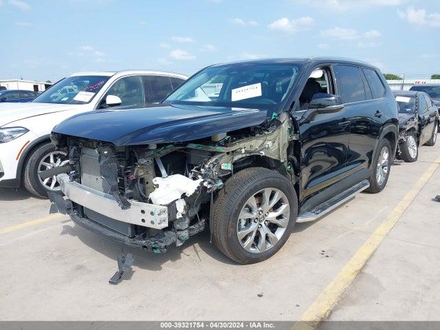 Toyota Grand Highlander Limited 2024 5TDAAAA53RS001946 Image 2
