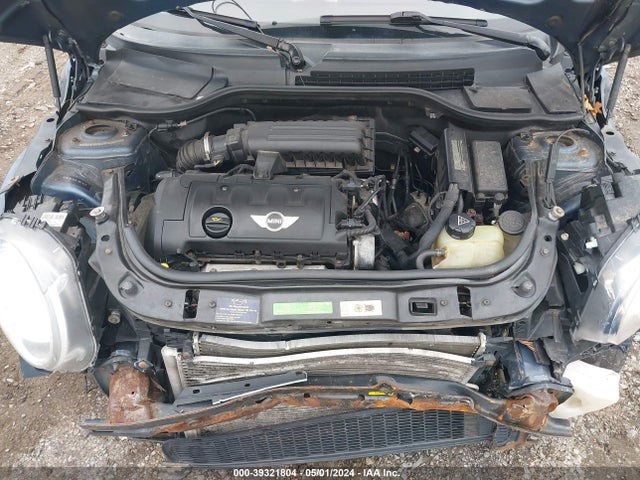 2010 MINI COOPER WMWMF3C5XATZ26945 Photo 9