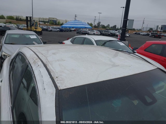 Toyota CAMRY LE 2018 JTNB11HK3J3048184 Image 17