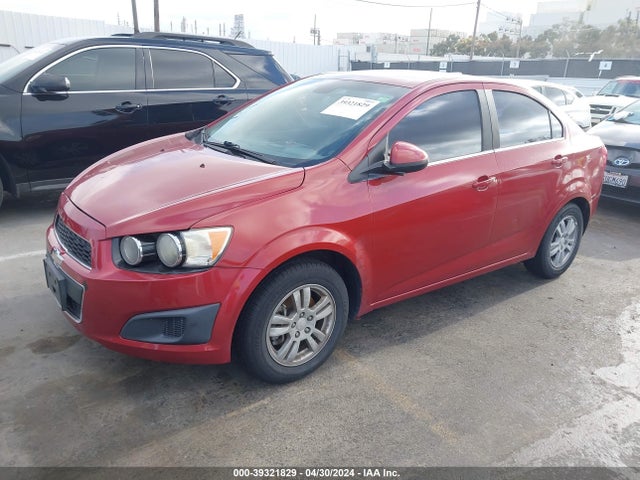 Chevrolet Sonic Lt Auto 2014 1G1JC5SB1E4111754 Image 2