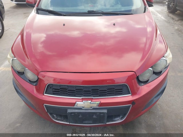 Chevrolet Sonic Lt Auto 2014 1G1JC5SB1E4111754 Image 6
