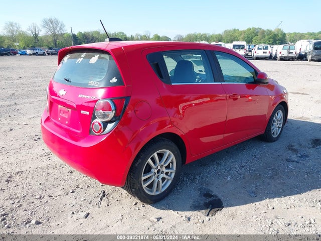 Chevrolet Sonic Lt Auto 2016 1G1JC6SB2G4104353 Image 4