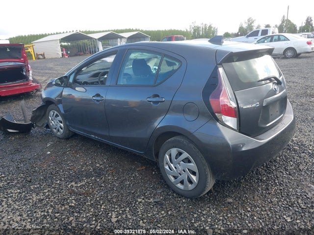 JTDKDTB36F1110186 Toyota Prius C Two
