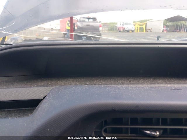 JTDKDTB36F1110186 Toyota Prius C Two