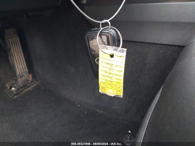 Toyota CAMRY LE 2018 4T1B11HK7JU614082 Image 11