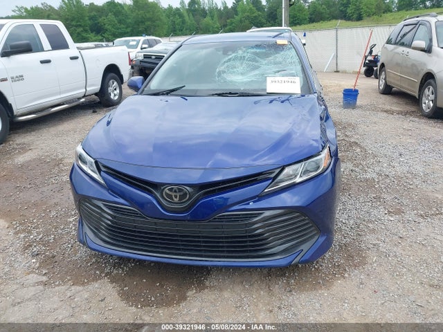 Toyota CAMRY LE 2018 4T1B11HK7JU614082 Image 12