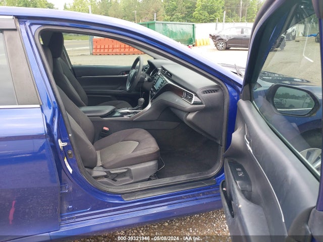 Toyota CAMRY LE 2018 4T1B11HK7JU614082 Image 5