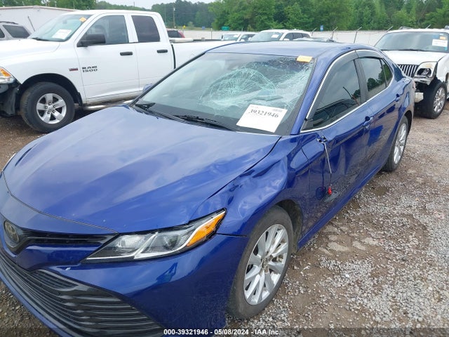 Toyota CAMRY LE 2018 4T1B11HK7JU614082 Image 6
