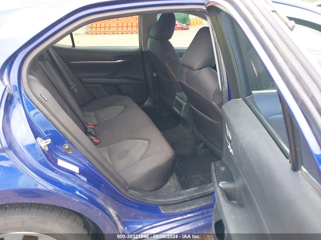 Toyota CAMRY LE 2018 4T1B11HK7JU614082 Image 8