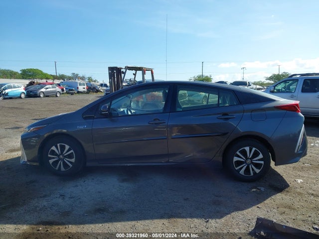 Toyota Prius Prime Premium 2017 JTDKARFP9H3000605 Image 15