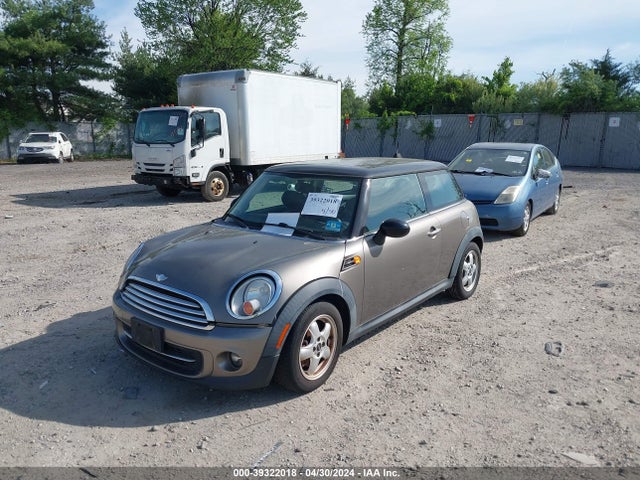 2011 MINI COOPER WMWSU3C55BT252038 Photo 5