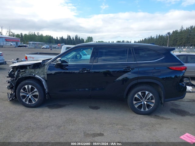 Toyota Highlander Xle 2022 5TDGZRBH5NS233226 Image 15