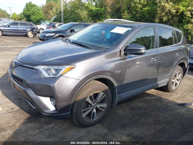Toyota Rav4 Xle 2017 JTMRFREVXHJ119887 Image 2