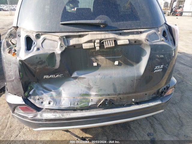 Toyota Rav4 Xle 2017 JTMRFREVXHJ119887 Image 6