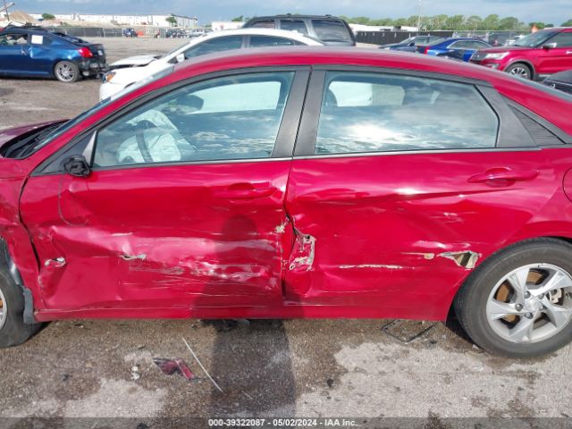 KMHLL4AG4PU456637 Hyundai ELANTRA SE