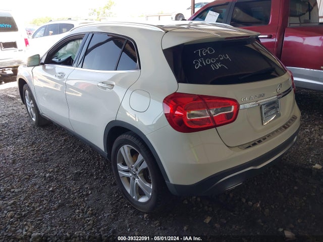 Mercedes-Benz GLA 250 2018 WDCTG4EB4JJ440867 Image 3