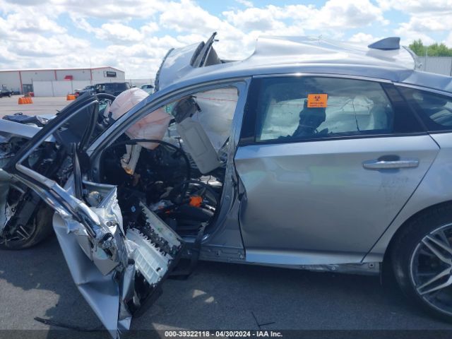 1HGCV3F9XNA016313 Honda Accord Hybrid Touring