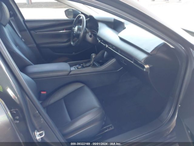 3MZBPBBM6MM207556 Mazda Mazda3 Select