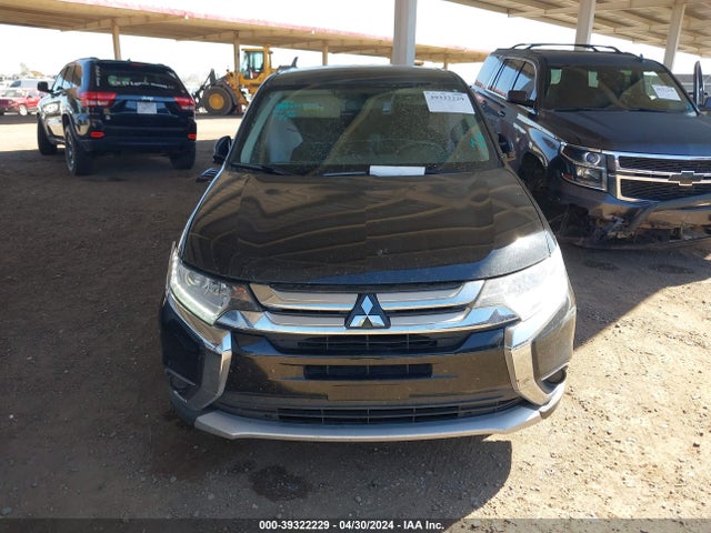 JA4AD2A31JZ009908 Mitsubishi Outlander Es