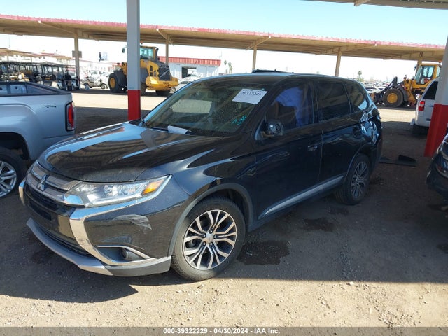 JA4AD2A31JZ009908 Mitsubishi Outlander Es