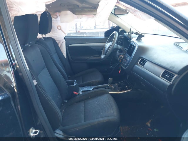 JA4AD2A31JZ009908 Mitsubishi Outlander Es