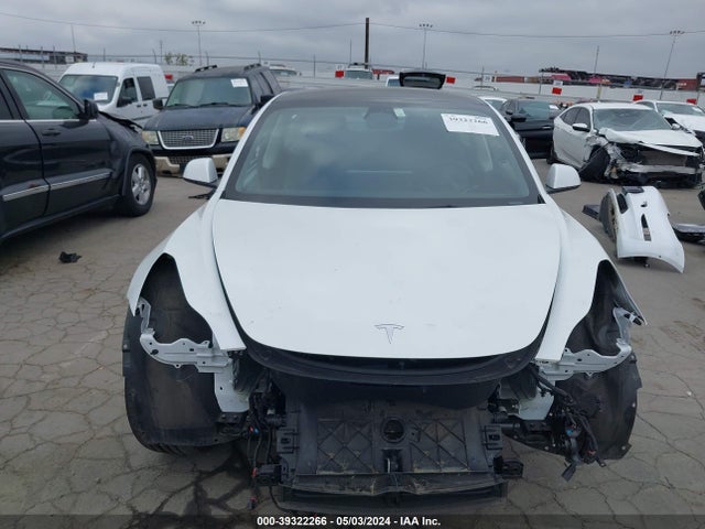 Tesla Model 3 Long Range Dual Motor All-wheel Drive 2022 5YJ3E1EB7NF227824 Image 13