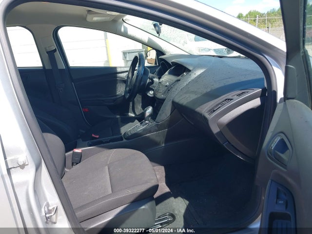 Ford FOCUS S 2018 1FADP3E2XJL242793 Image 5