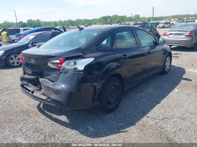Ford FOCUS S 2017 1FADP3E26HL229856 Image 4