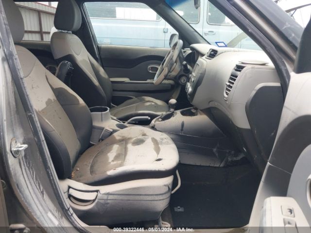 KNDJN2A21G7337165 KIA Soul