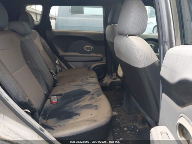 KNDJN2A21G7337165 KIA Soul