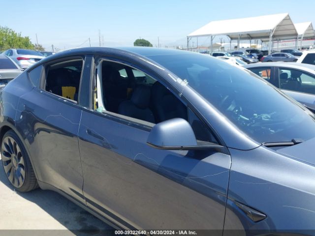 7SAYGDEF8NF539707 Tesla Model Y Performance Dual Motor All-wheel Drive