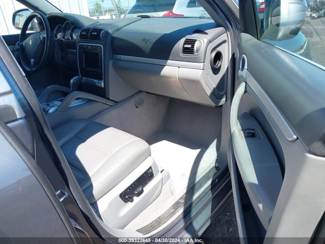 2004 PORSCHE CAYENNE WP1AC29P54LA90627 Photo 4
