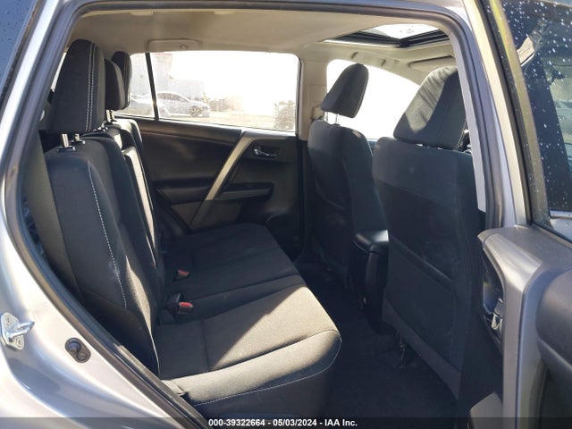 Toyota Rav4 Xle 2016 2T3RFREV2GW471149 Image 8