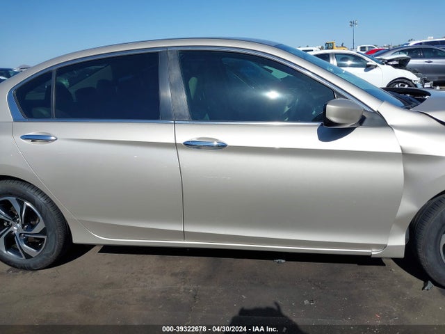 Honda ACCORD LX 2017 1HGCR2F30HA219418 Image 14